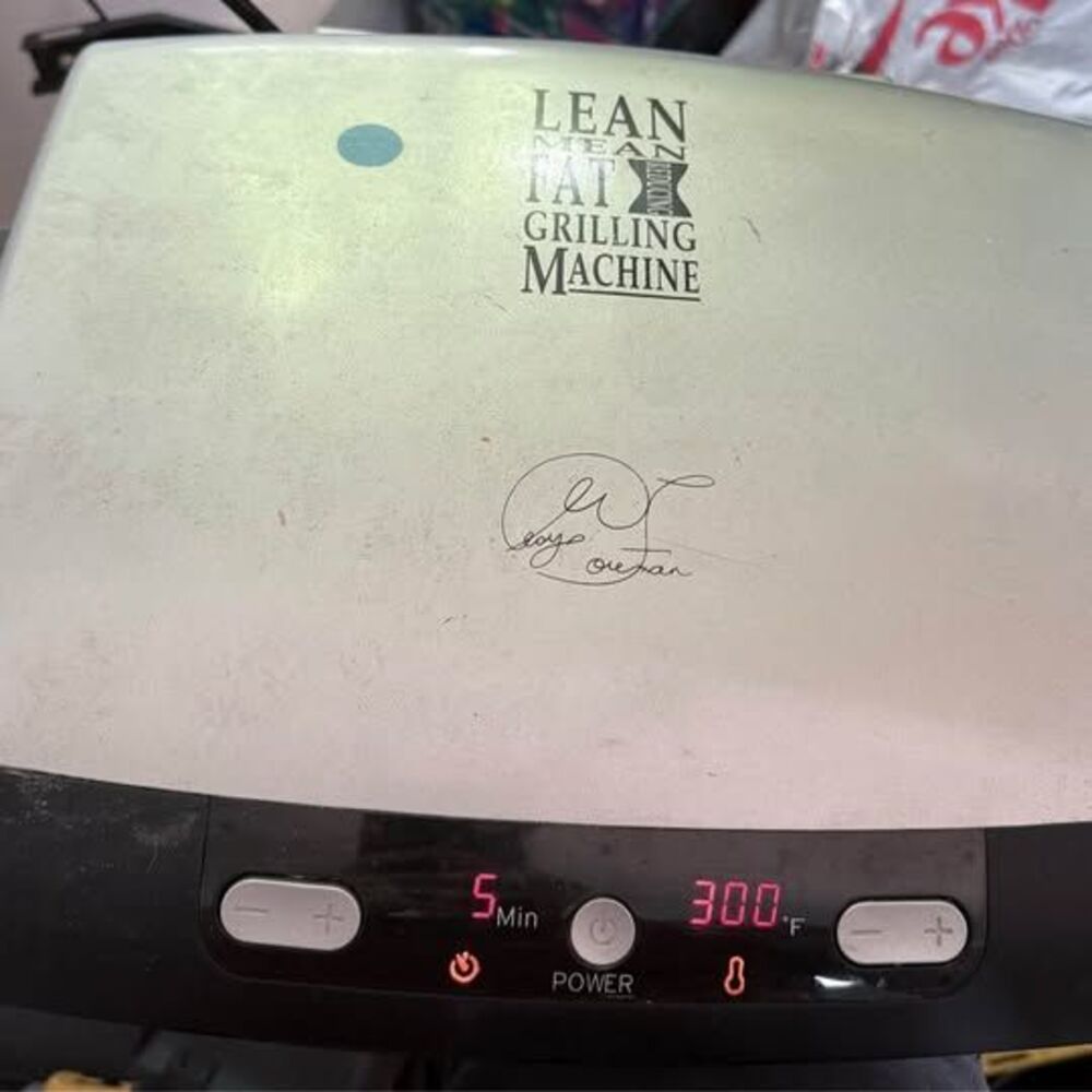 George Foreman lean me fat reducing grilling machine